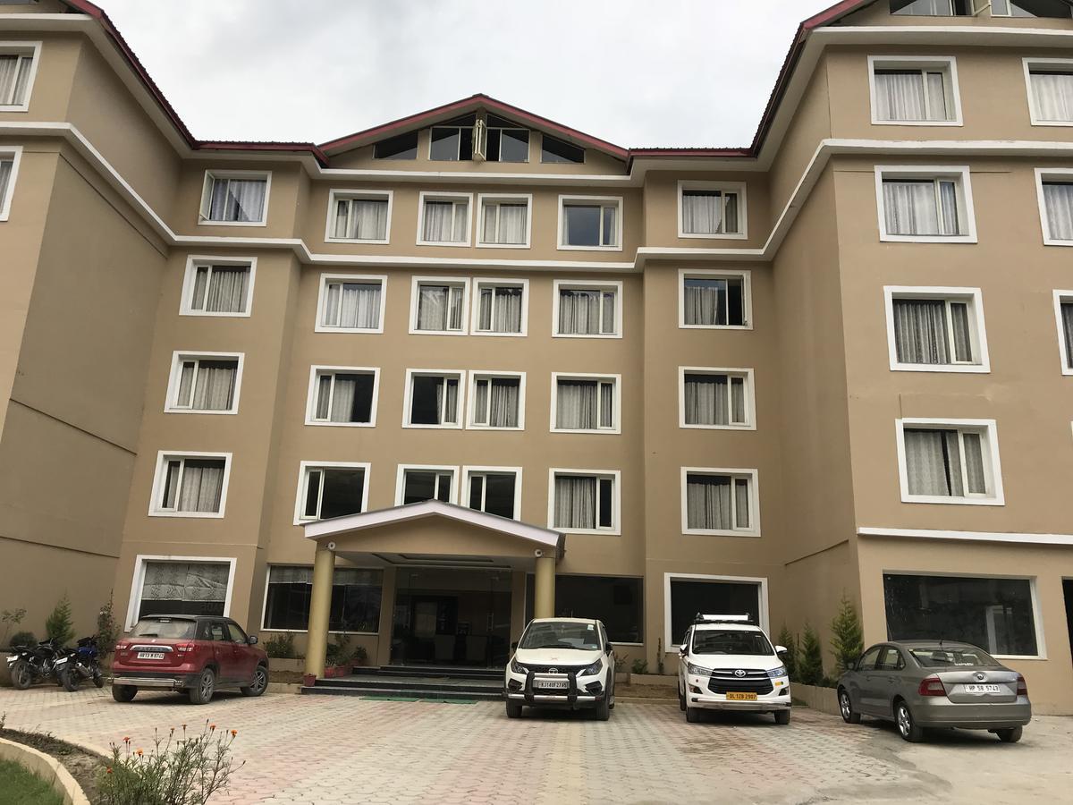 Hotel Maple Retreat Manāli Екстериор снимка