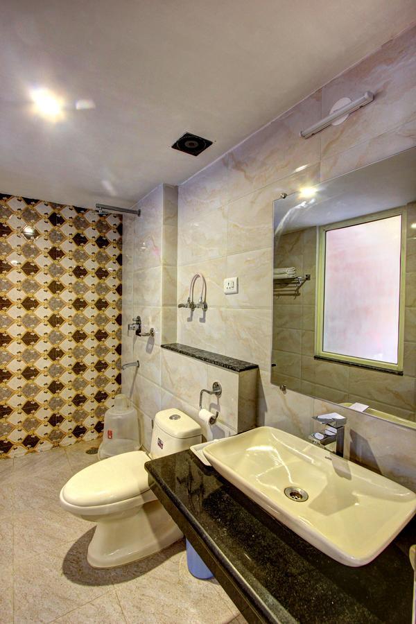 Hotel Maple Retreat Manāli Екстериор снимка