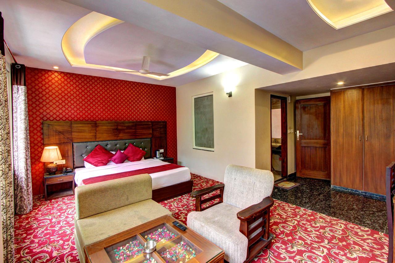 Hotel Maple Retreat Manāli Екстериор снимка